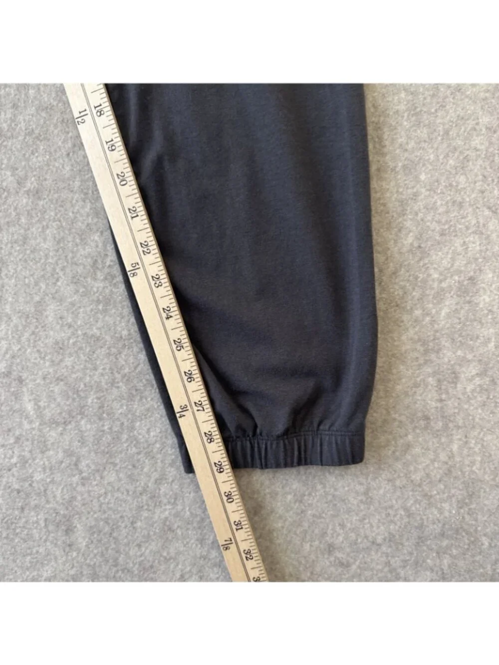 SKIMS‎ Jogger Pants Womens L Dark Gray Elastic Waist Pockets Lounge Cuffed